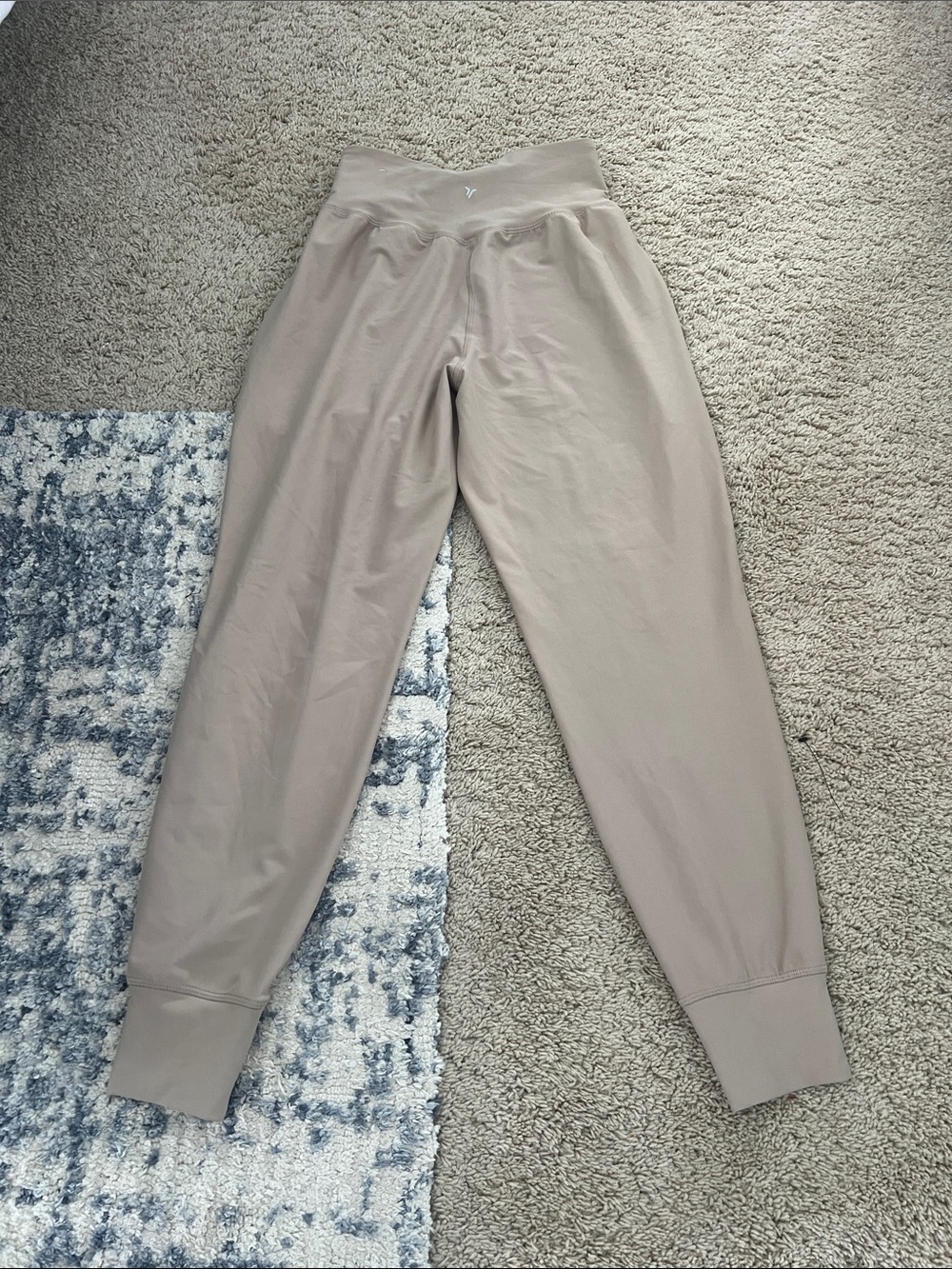 Old Navy active High-Waist Taupe Active Joggers